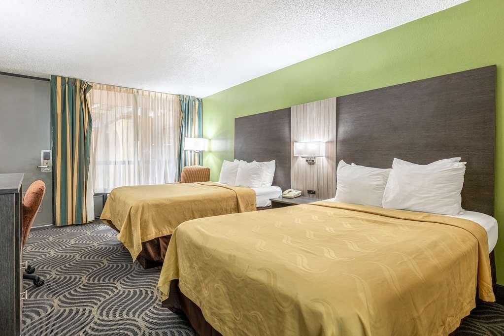 Quality Inn Newport Eksteriør bilde