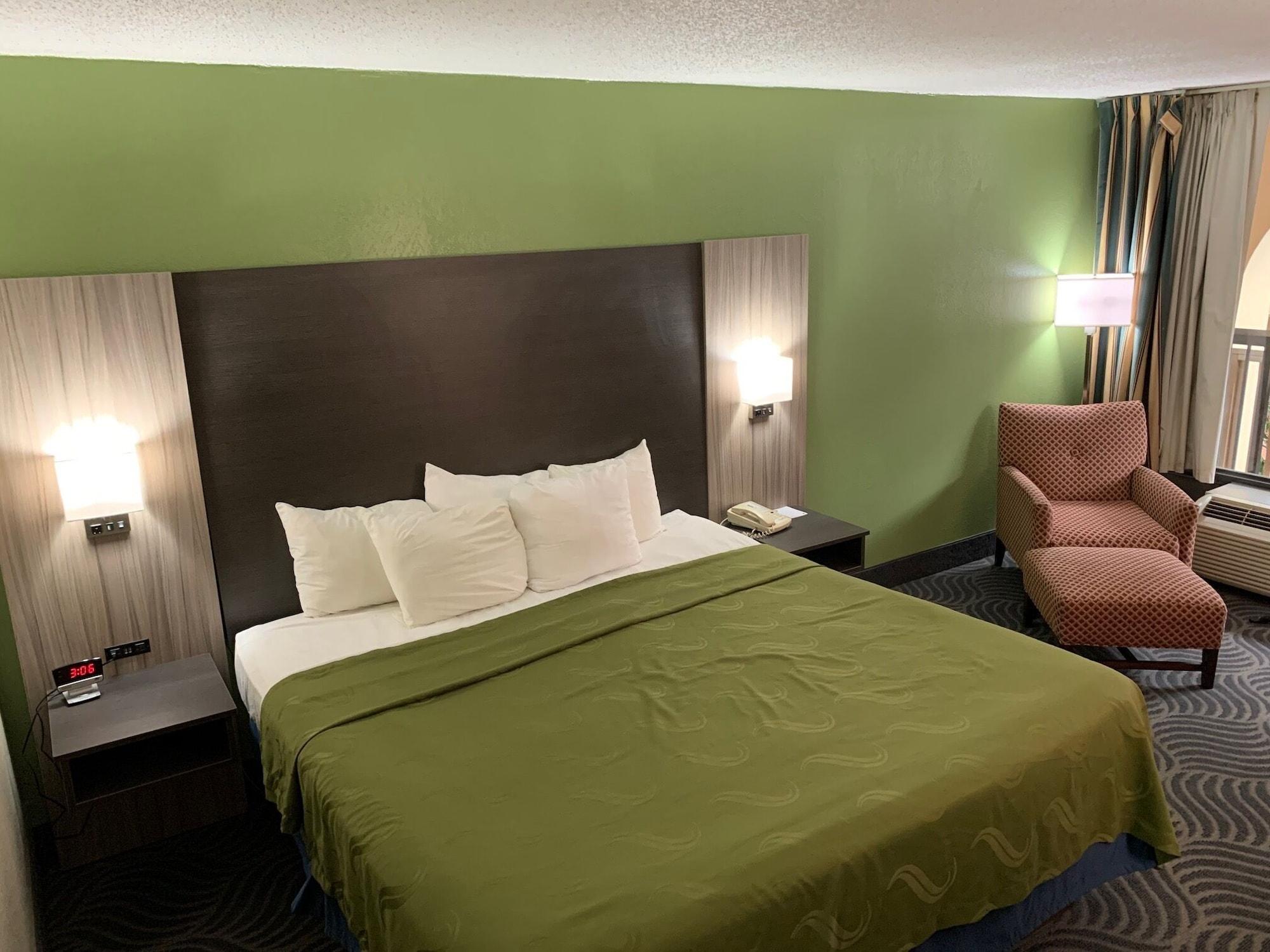 Quality Inn Newport Eksteriør bilde