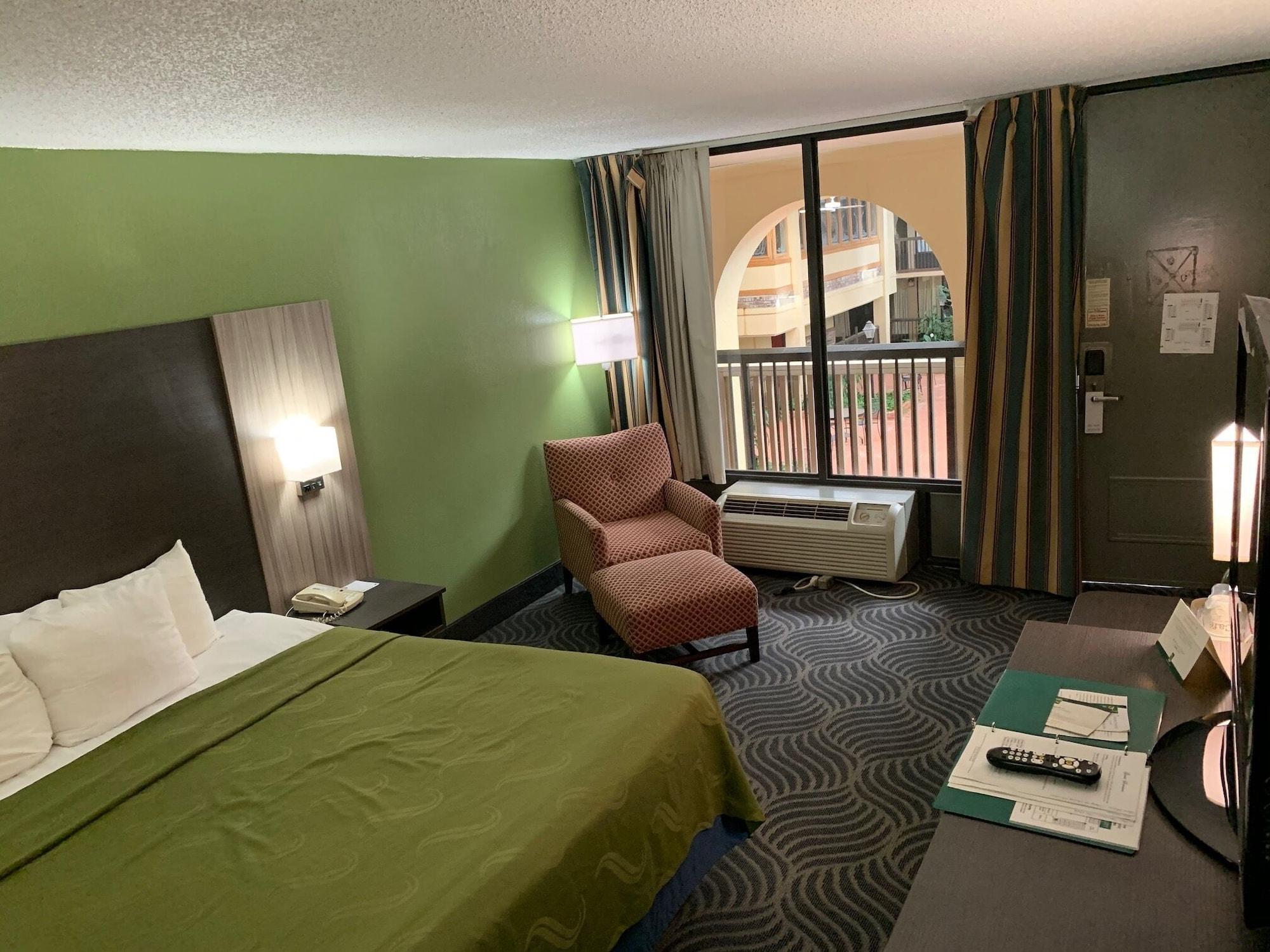 Quality Inn Newport Eksteriør bilde