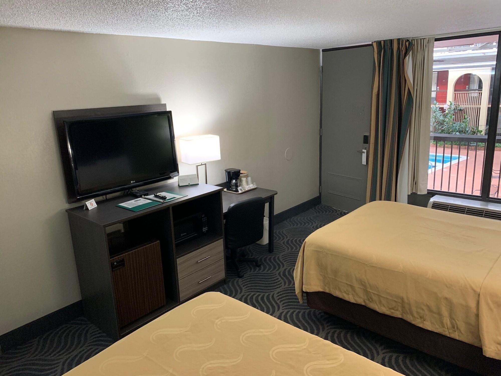 Quality Inn Newport Eksteriør bilde