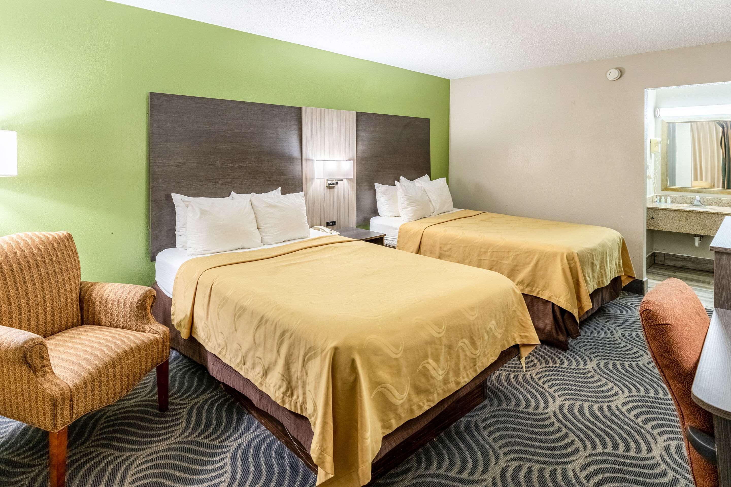 Quality Inn Newport Eksteriør bilde